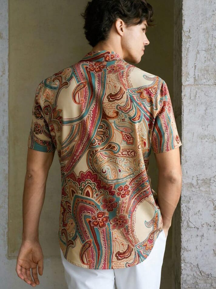 Uptown Funky Patterned Print Close Fitting Regular-Shoulder Turndown Collar Casual Shirt Men